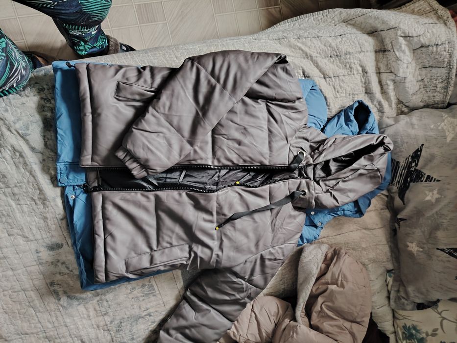 Продам куртки новая и б/у