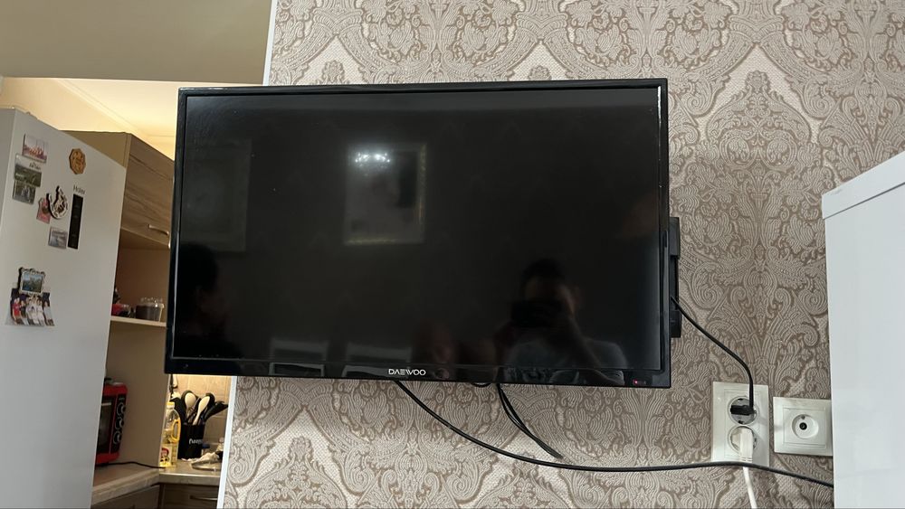 телевизор срочно продается