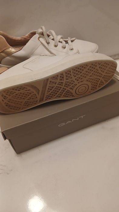 Дамски кецове Gant за 10лв