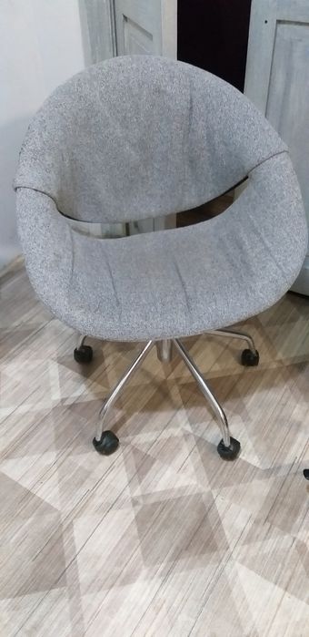 Продам детское кресло