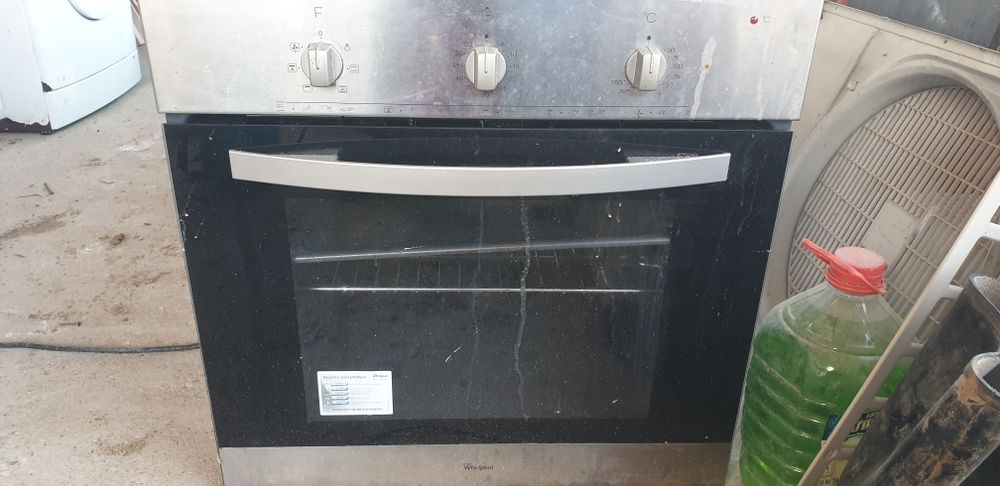 Vând cuptor electric