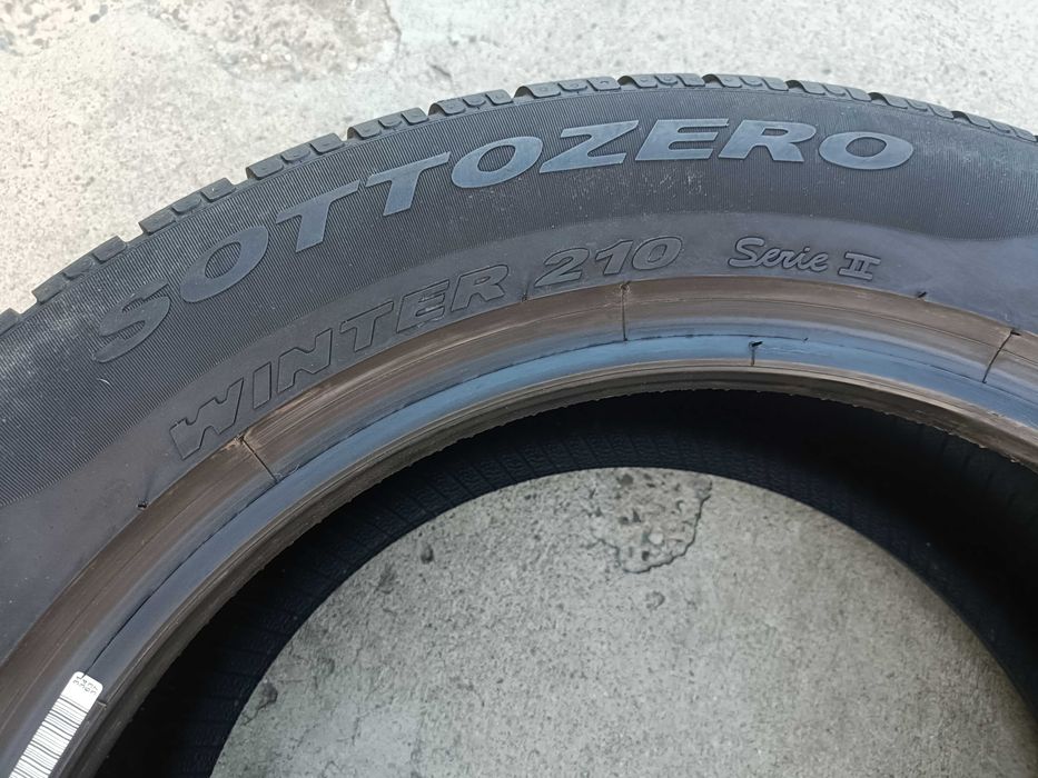 Set 4 anvelope iarna 235 55 18 pirelli sottozero 2 profil de 7,8 mm