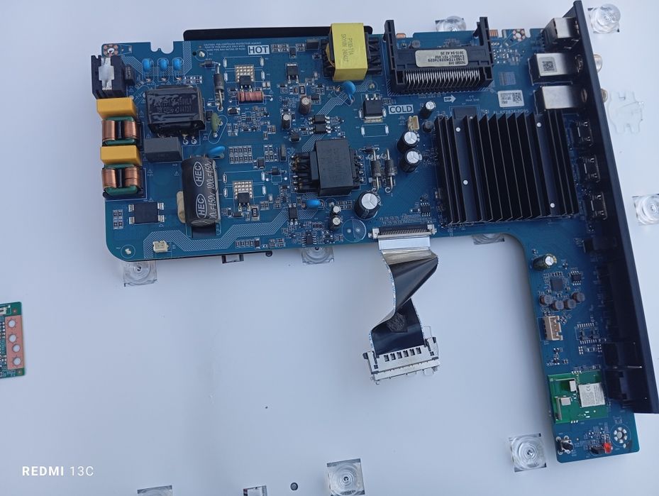 Piese de televizor noi