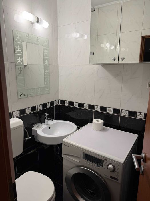Apartament 3 camere de vanzare CENTRU (Cantacuzino) - direct de la PROPRIETAR