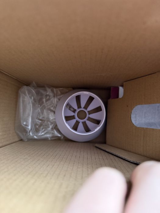 Продам фен Philips на запчасти!