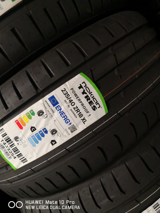 235 40 18 цола нови гуми nokian
