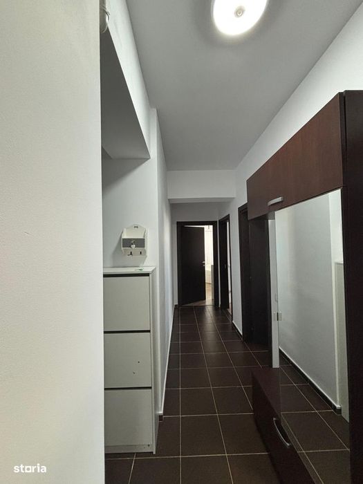Inchiriez apartament 3 camere la 2 minute de metrou Dimitrie Leonida