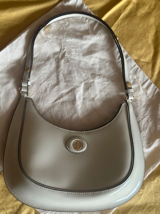 Чанта Tory Burch Robinson Spazzolato Convertible Crescent Leather Bag