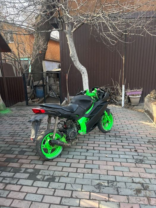 Продам мопед педа хорнет v2