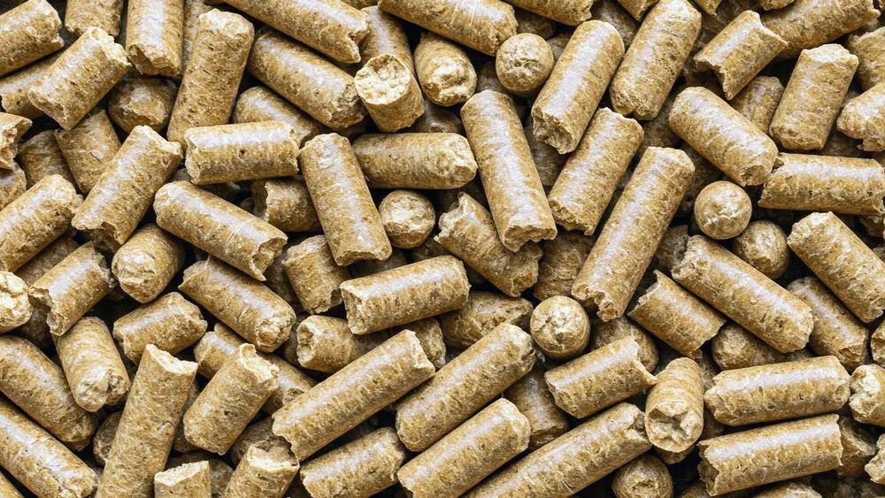 Turkiya "Baybal" Yem Tegirmoni soatiga 2 , 3 tonnali Sotamiz