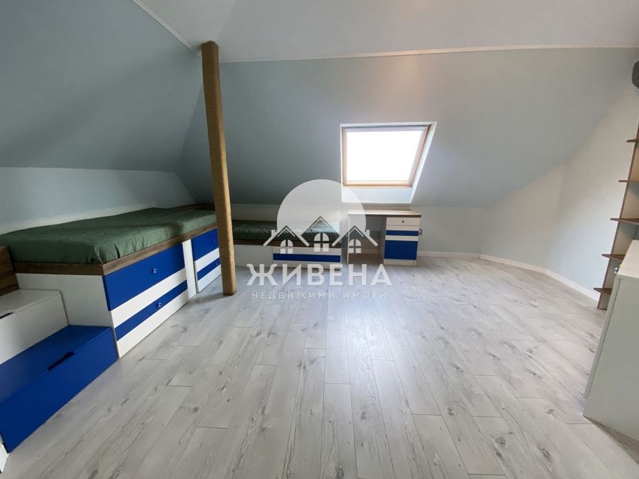 Просторен 4-стаен мезонет под наем, м-т Кабакум, морска панорама, пар