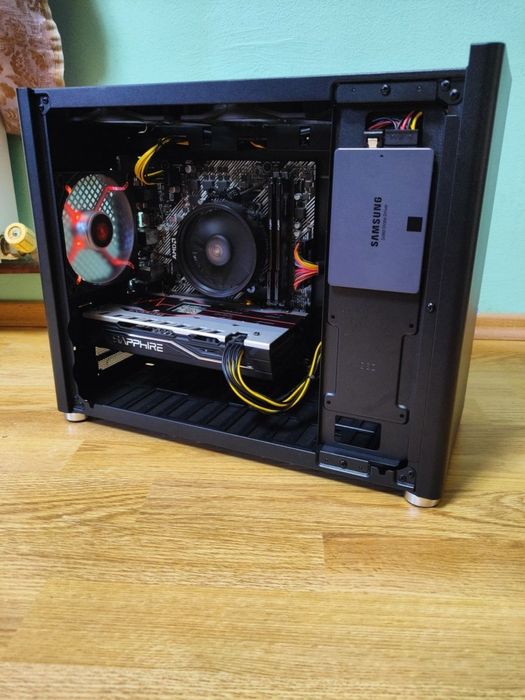 Vând calculator gaming AMD