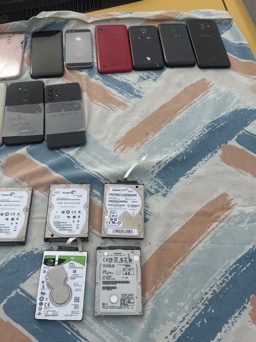 Продам телефоный разные.