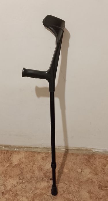 Продам трость под локоть