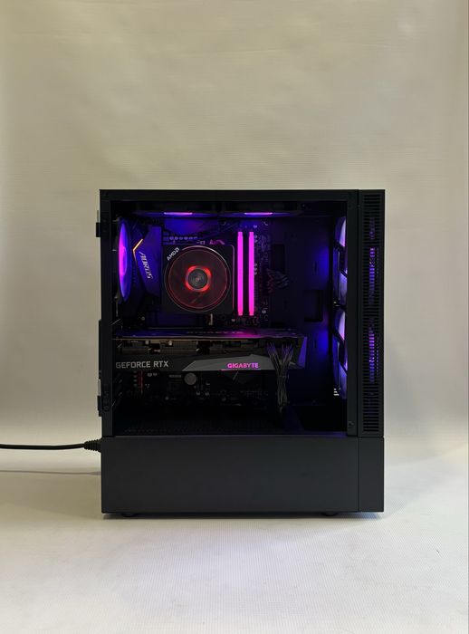 Геймърски Компютър AMD Ryzen 5 5600X, Nvidia RTX 3070 8GB, 32GB Ram