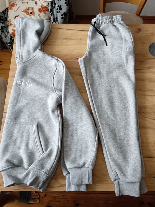 Продавам ватиран екип на G-Star Raw!