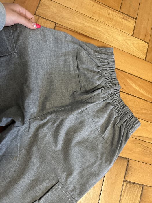 Pantaloni bershka cargo