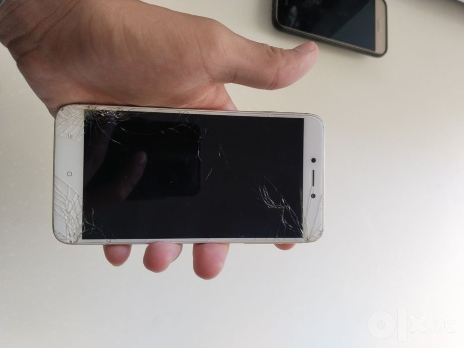 Samsung J1, redmi 4x, redmi not 8 pro telefon qsela chuntiraman