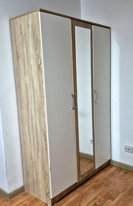 Продам новый шкаф