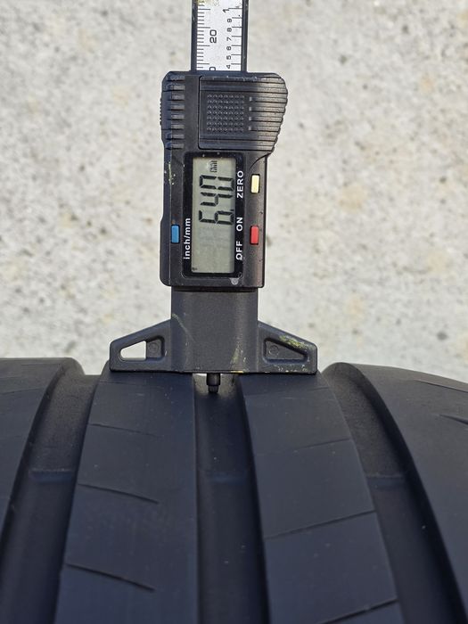 Vând două anvelope de vara Bridgestone alenza  275 40 20 dot4322