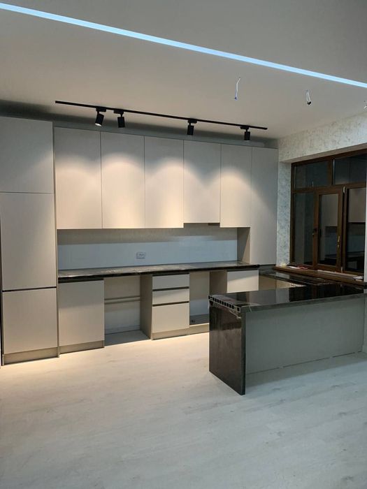 Yotoqxona oshxona mebel