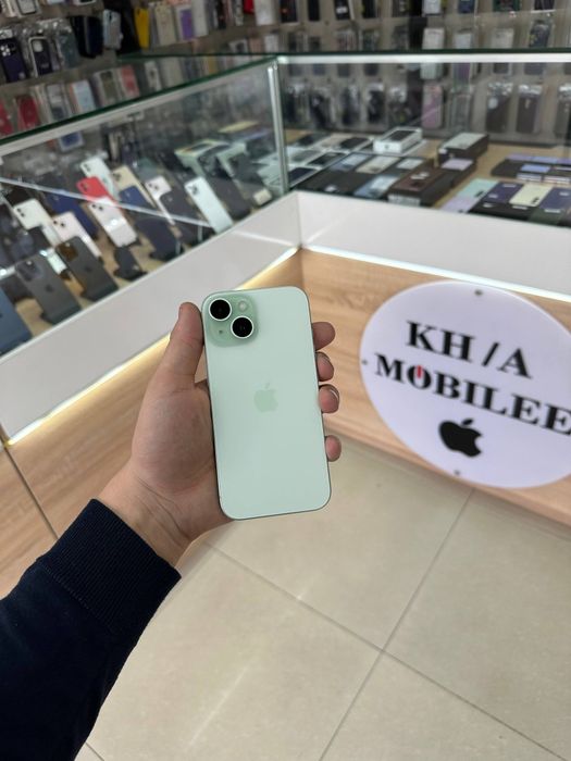 Iphone 15.         .