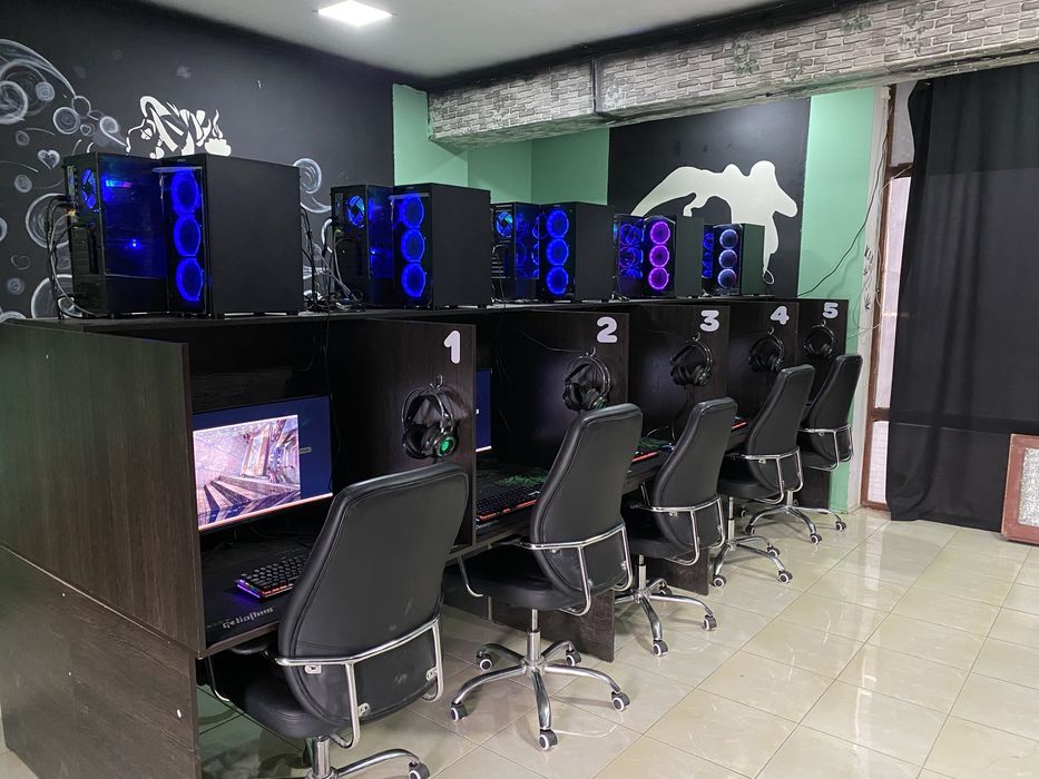 Кампюер таёр бизнес сотилади