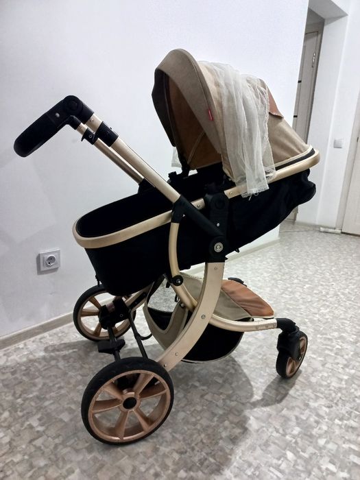 Продам детскую коляску