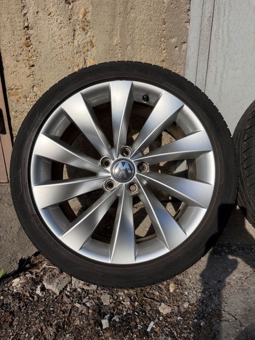 Джанти VW R18 + Летни гуми Vredestein Ultrac Satin 235/40 ZR18 95Y