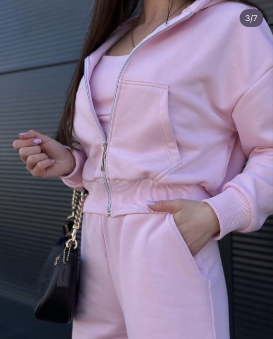 Розов спортен комплект – худи с цип и джогъри