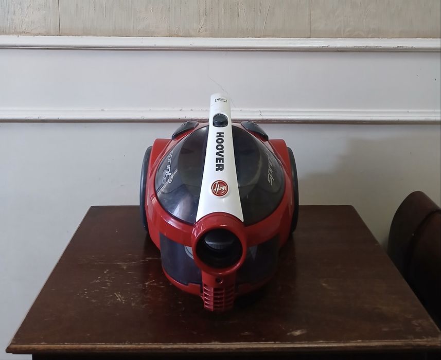 Пылесос Hoover TSBE1401