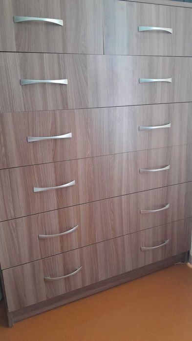 продам комод  6 секций Рудный