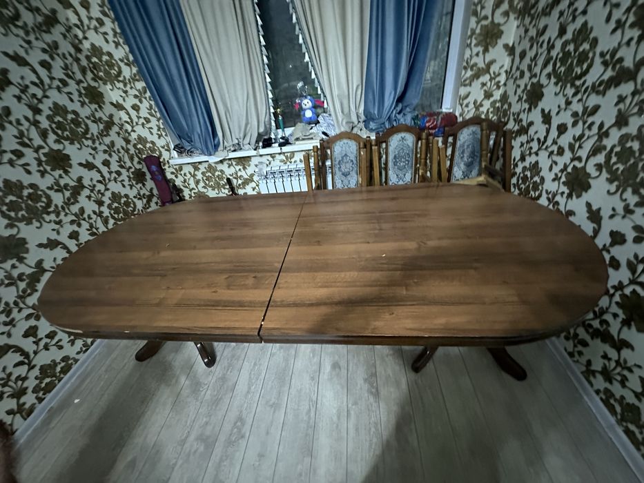 Продам Стол стулья