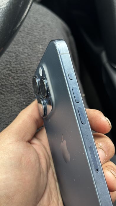 Срочно продам 15 про 256гб