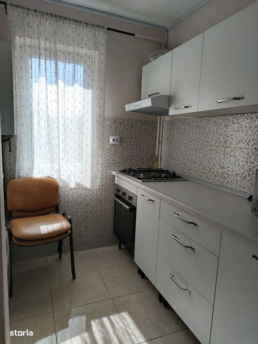 cv 200 Ghioceilor-Vivo Mall, 2 camere decomandat, etaj II
