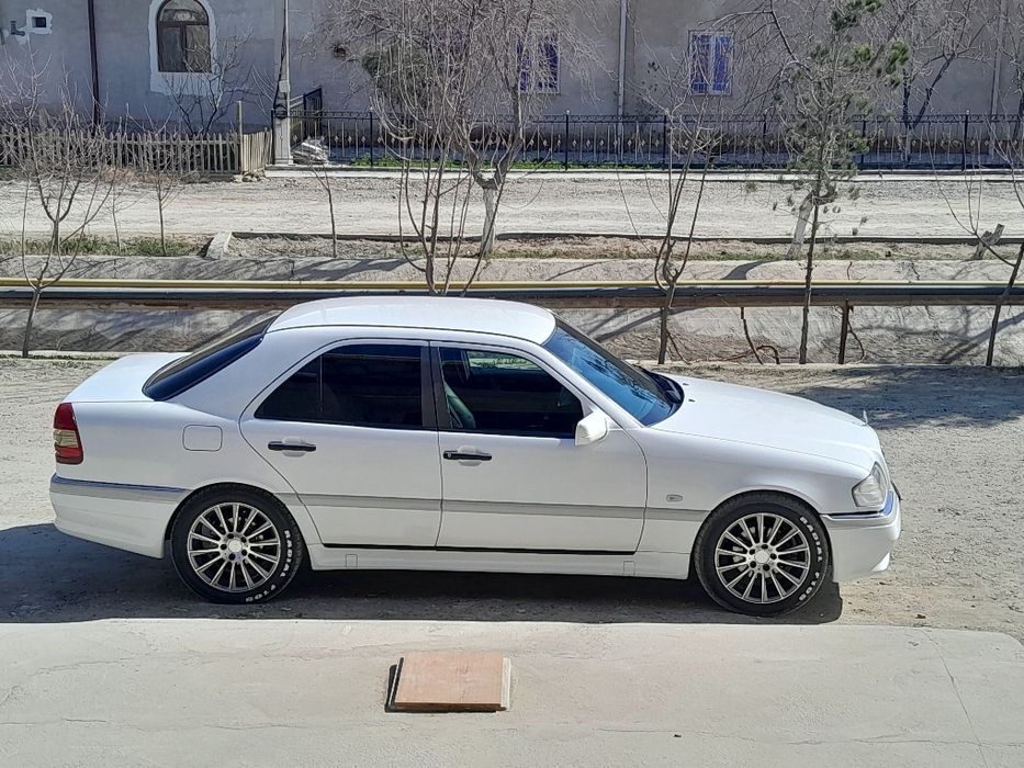 Продаётся своя тачка Mercedes Benz W202
