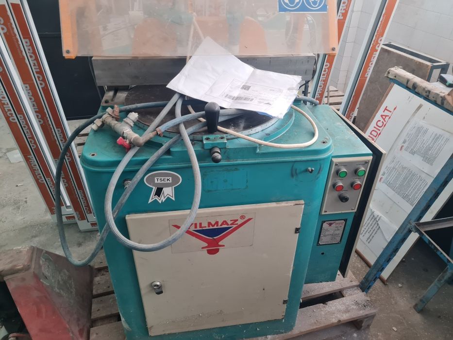 Vand utilaje pvc si aluminiu