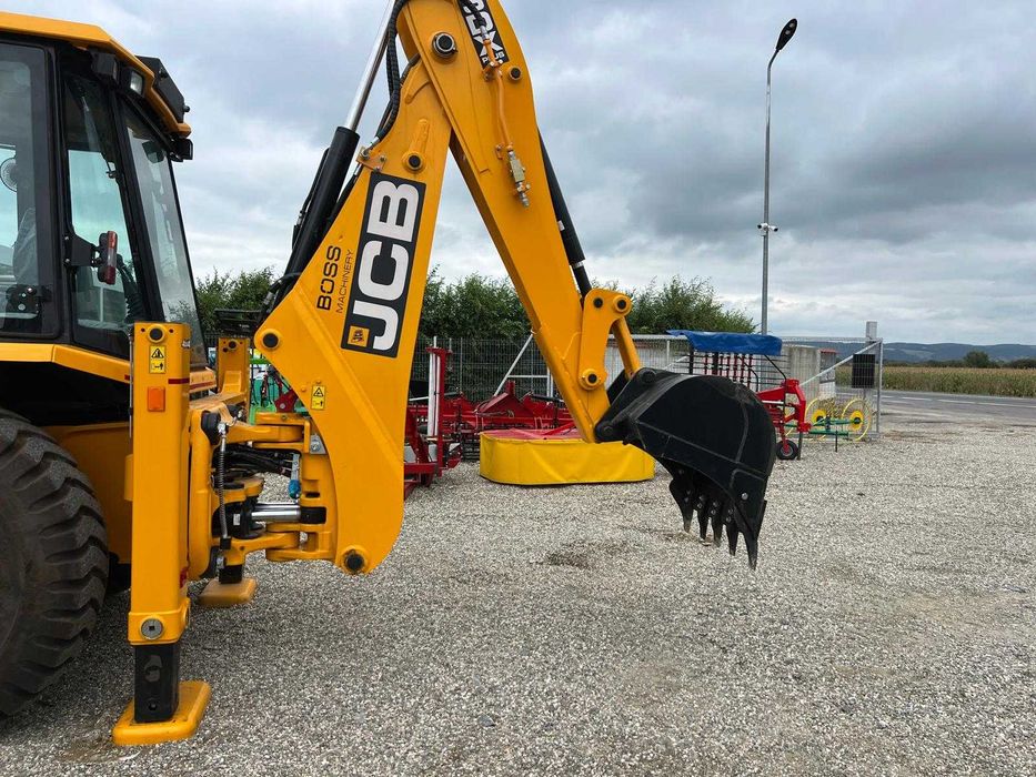 Buldoexcavator JCB 3DX – 7,5 T , 75 Hp  – Nou + Video