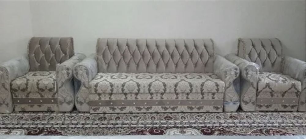 Диван продается состаяние отличное