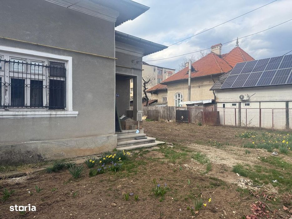 Vanzare teren 1111 mp+constructii, Targoviste, Liceul Carabela