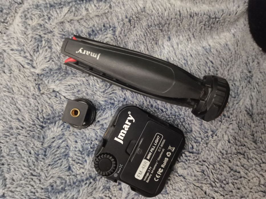 Штативы и свет для мобилографии