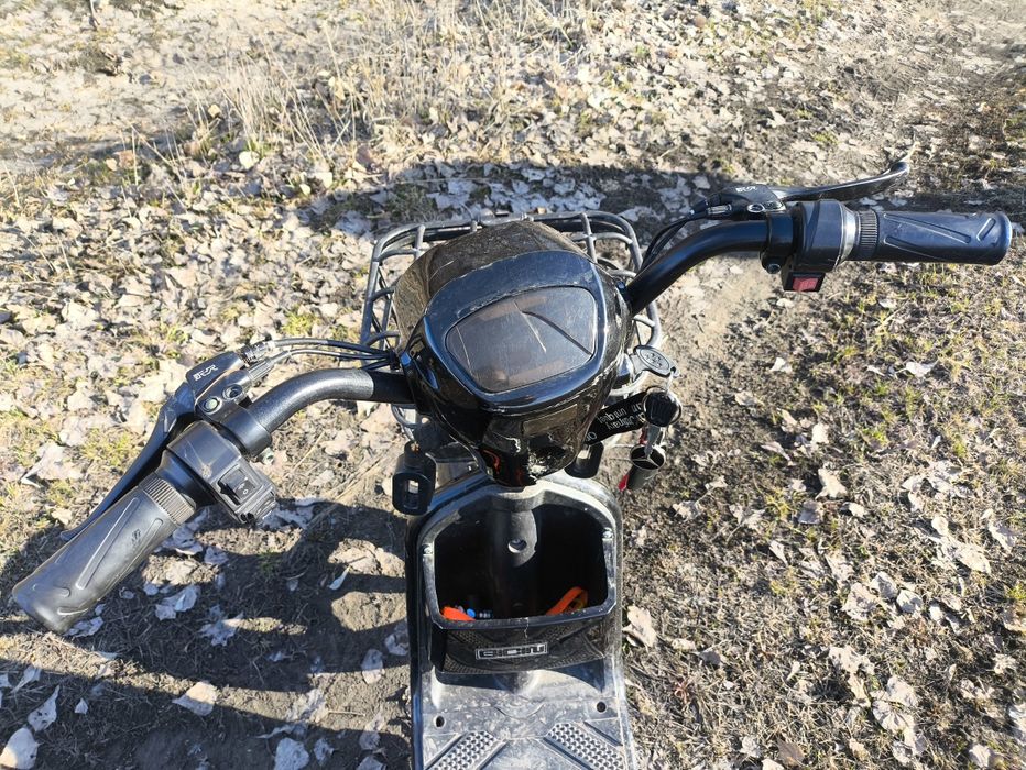 Обменяю электро скутер