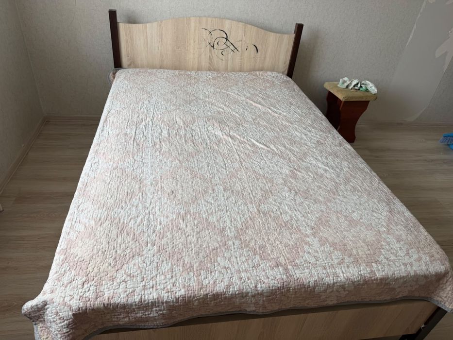 Продам кровать срочно
