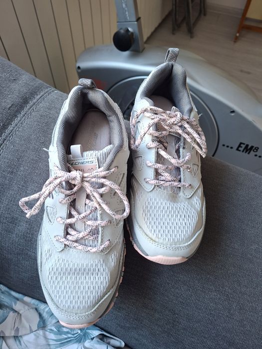 Skechers/ дамски/детски 35 номер