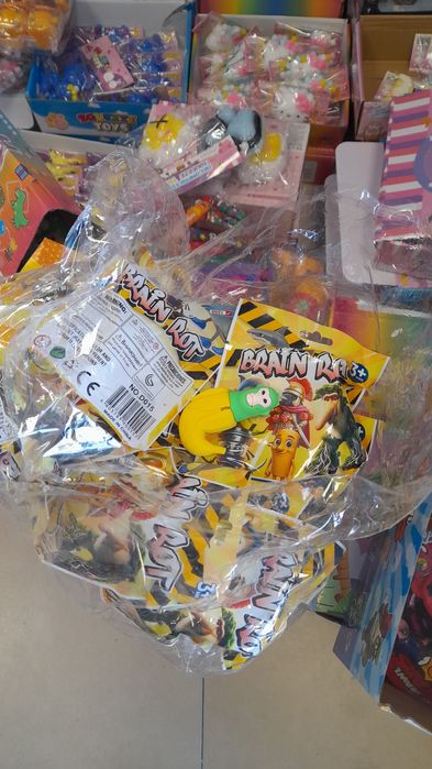 Brain Rot и Labubu малки фигурки