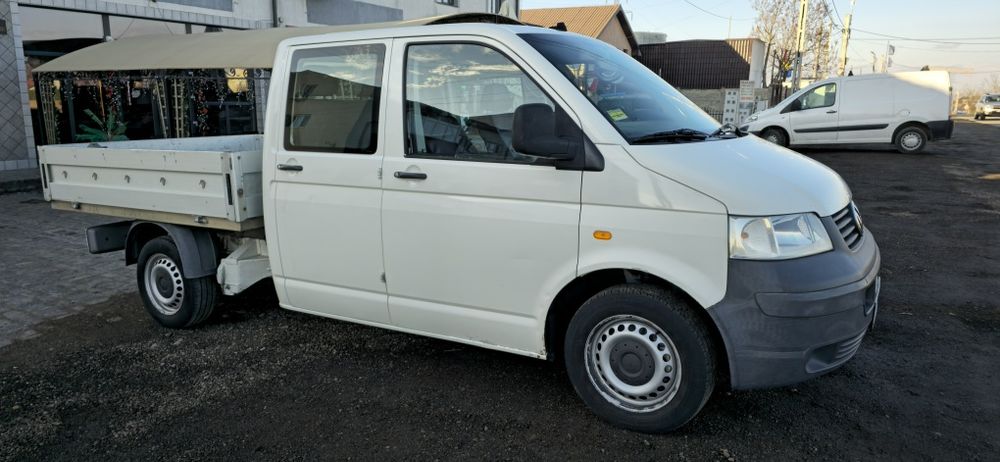 Vând vw transporter t5 doka