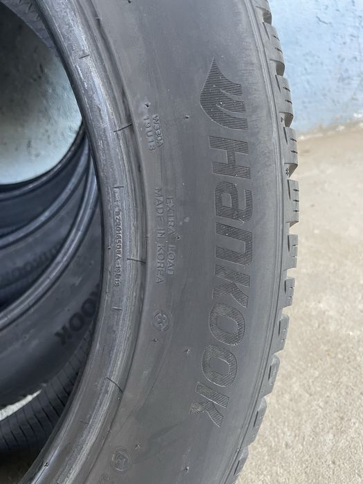 Шины Hankook 235/55/20 лепучки