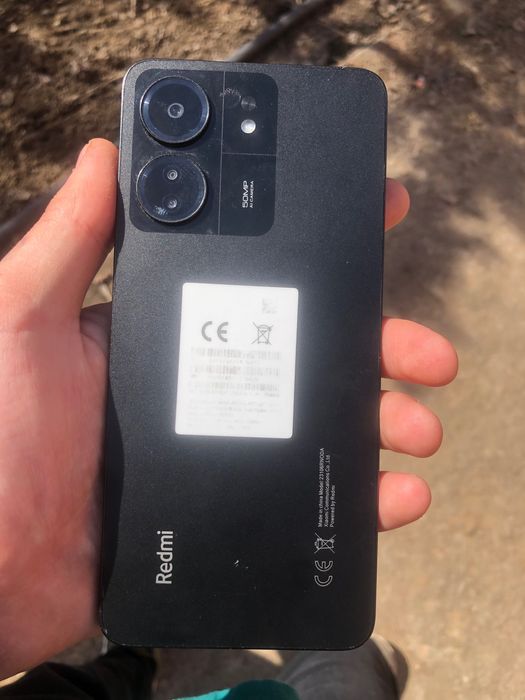 Продам телефон Redmi 13c