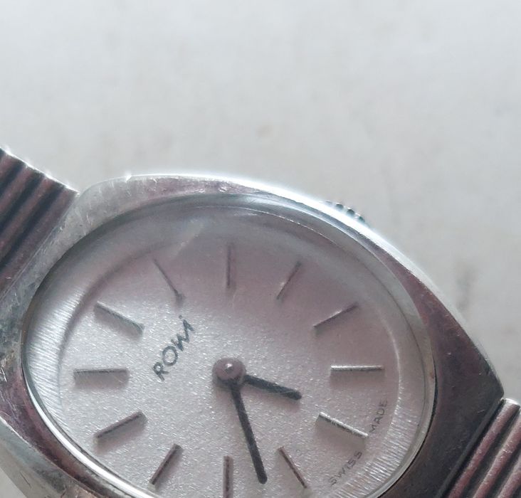 Сребърен швейцарски механичен дамски часовник Rowi
