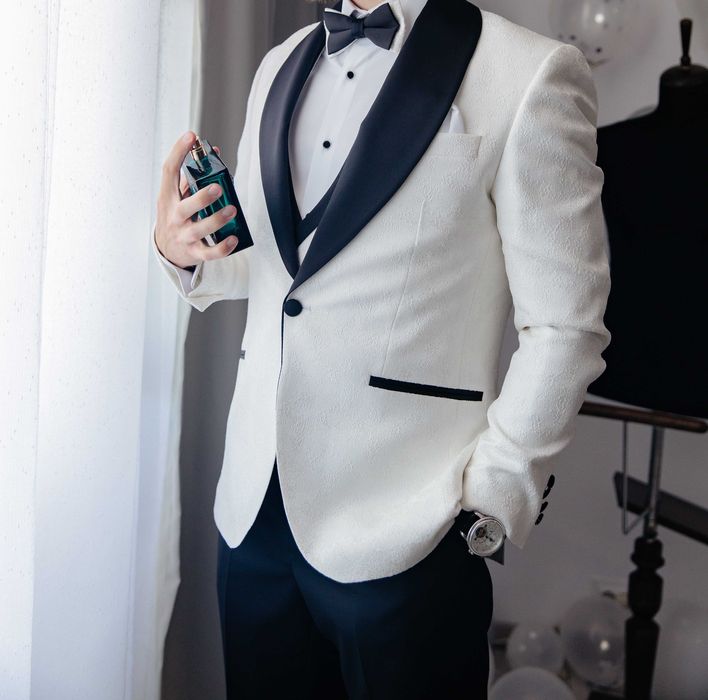 Smoking elegant 3 piese (sacou + pantalon + vestă)